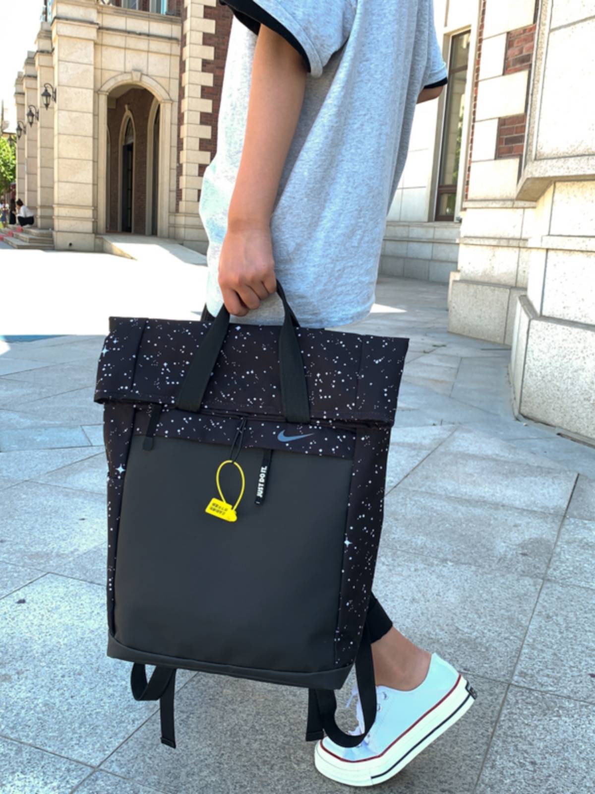 Nike Nike Large -capacity Plapium Backpack Elite Basketball Cushion Backpack Male Student Outdoor Sports Travel Bags Women