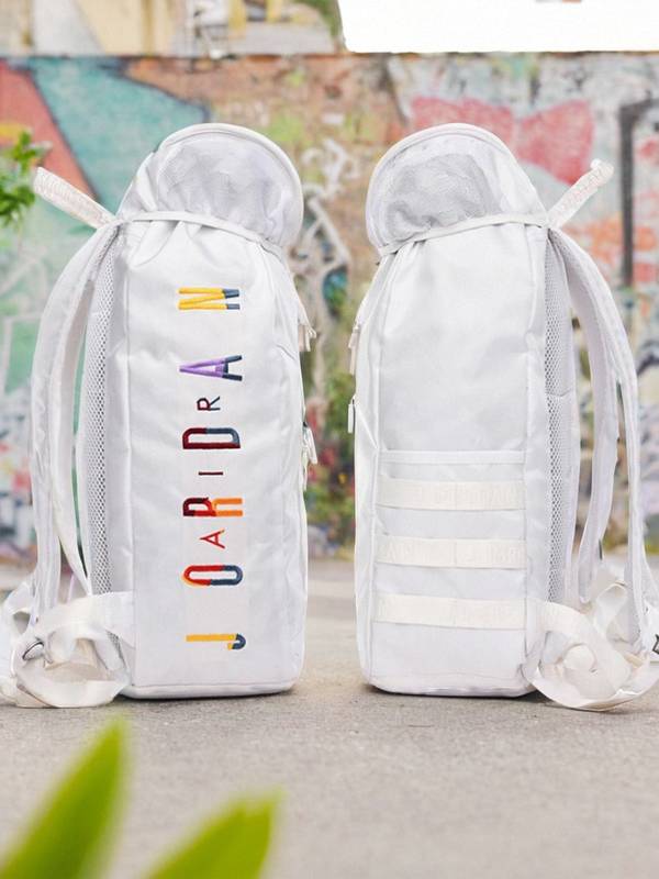 Boys new large -capacity Flying -man backpack Student bags for high school women's sports American basketball bag travel school bag tide