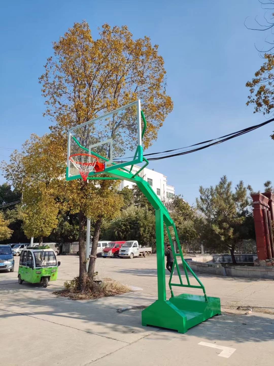Concave basketball rack