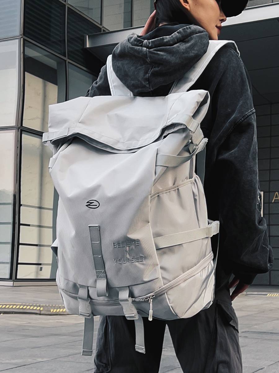 Large -capacity on a shoulder bag boys, mountaineering bag outdoor travel sports backpack basketball bag student schoolbags