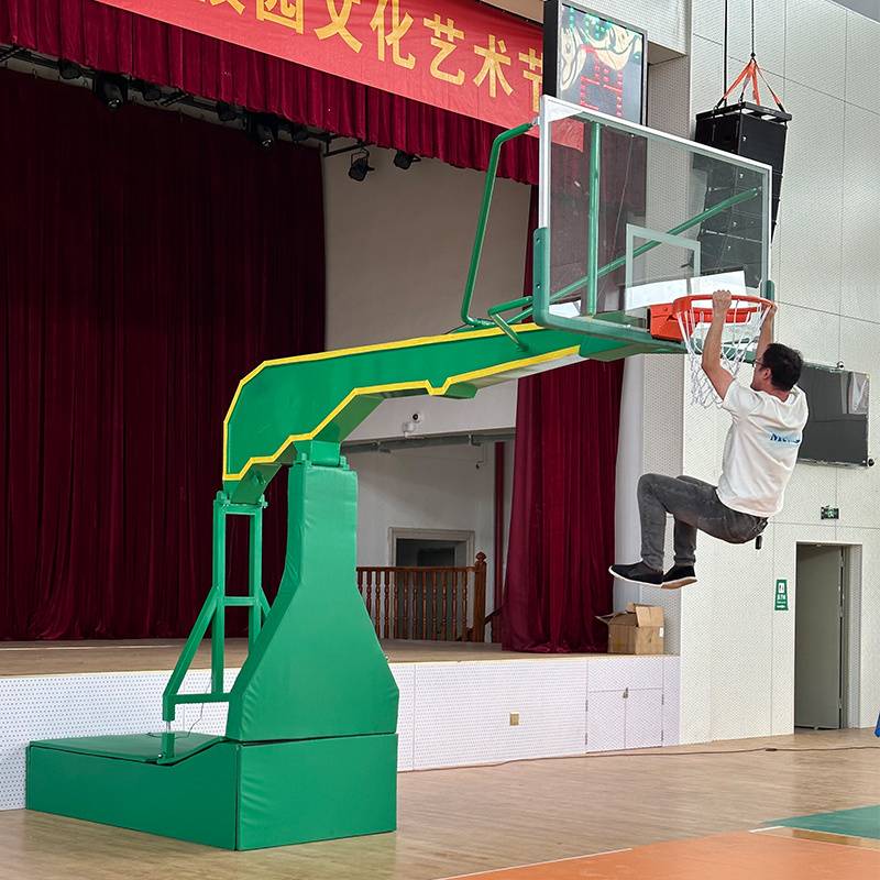 American standard indoor folding mobile basketball rack outdoor game manual lifting and downward hydraulic adult outdoor basketball rack
