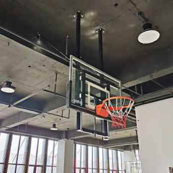 Ceiling track hand shakes up and down basketball rack