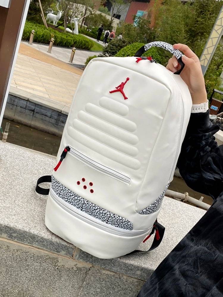 New American basketball bag travel bookbag Flying people large -capacity on a large -capacity backpack boys student bag women high school sports tide