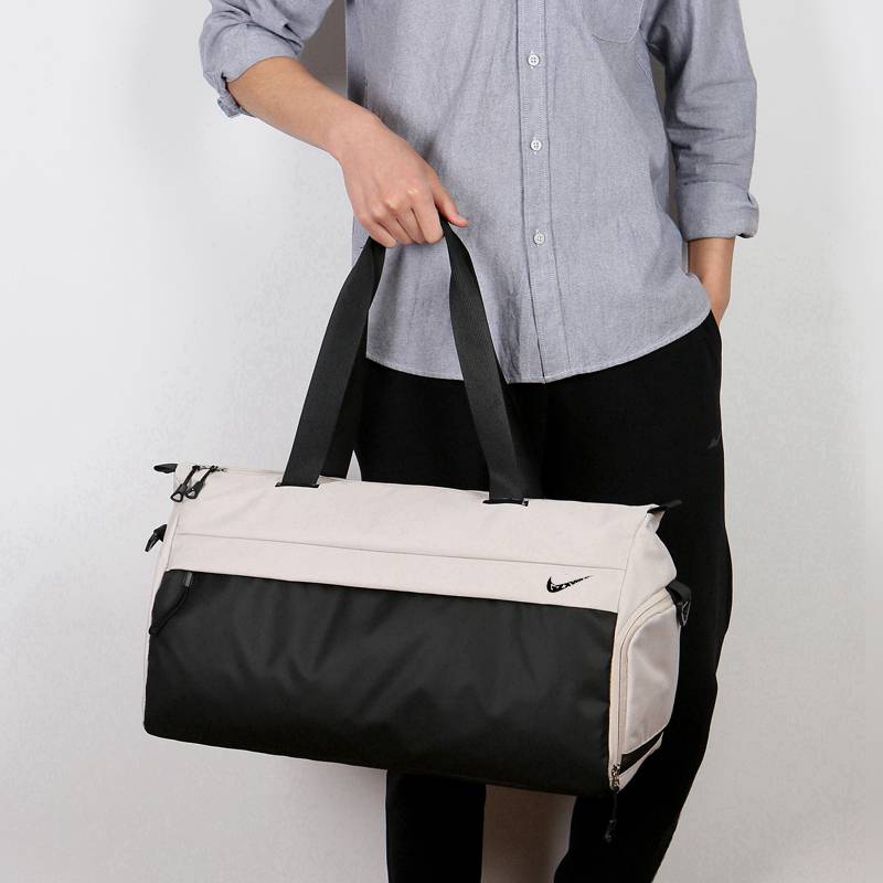 Large -capacity fitness package men and women dry and wet separation of independent shoe warehouse training bag basketball bag oblique cross -shoulder bag travel bag