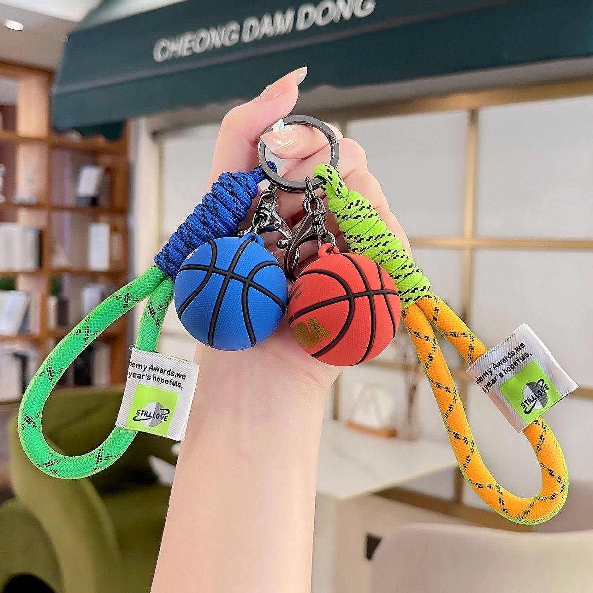 Basketball keychain cartoon cartoon cute simulation basketball car key Student schoolbags, pendant, creative gift wholesale