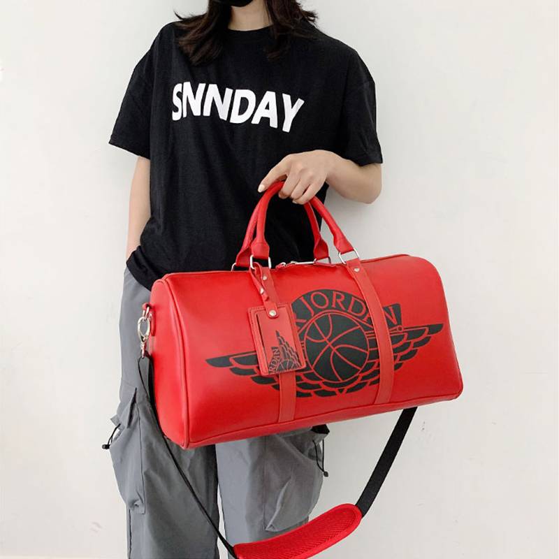 Bags of leisure and sports bags for men and women, large-capacity gym packs and training basketball handbags