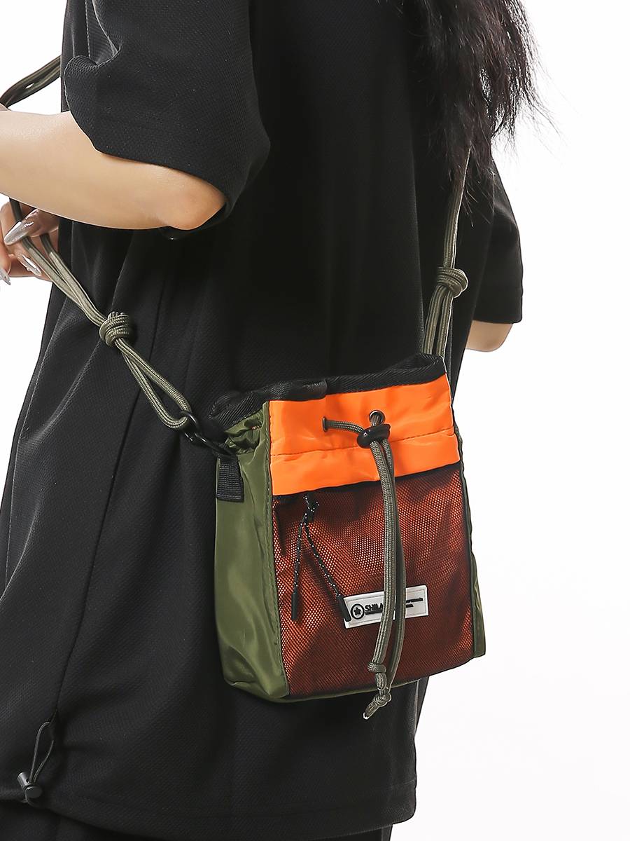 INS tide brand small shoulder bag men's functional fitting bag messenger bag boys student trend sports shoulder shoulder small backpack