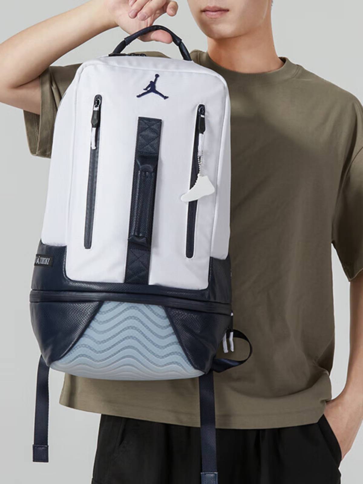 Jordan genuine training sports package Nike large capacity pi bag AJ11 basketball backpack travel bag casual bag