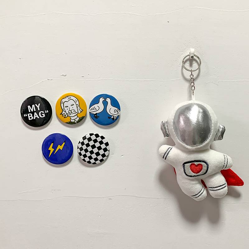 SKYMAN+LH5 BADGE