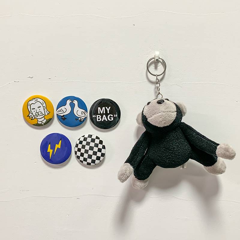GORILLA HANGER + LH5 BADGE