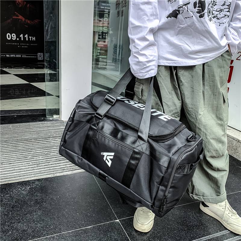 The Korean version of a large double-capable twilight male backpack can be slashed across three-use travel packs of female leisure