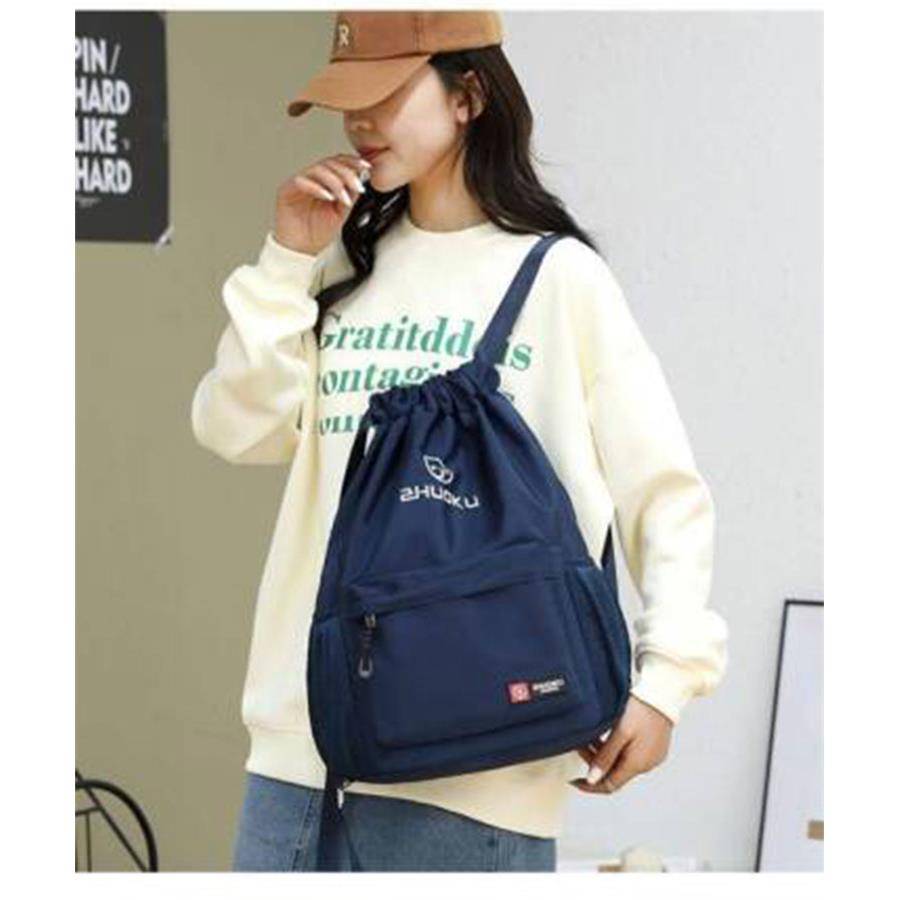 Invited to select a two-shoulder backpack with a high-capacity gym and a basketball-basket-repeated training kit