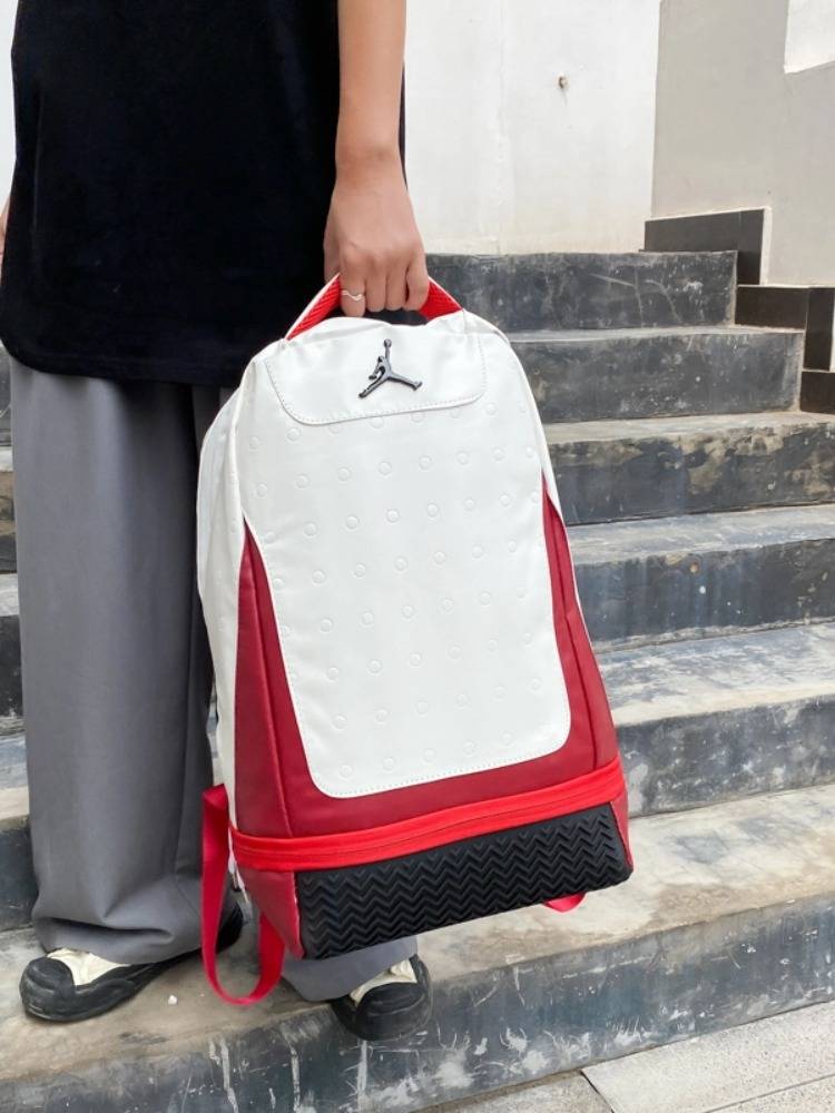 New Flying Men's Bag Large -capacity Tide Backpack Boys Boys Boy Bags Girls High School Sports American Basketball Pack Travel