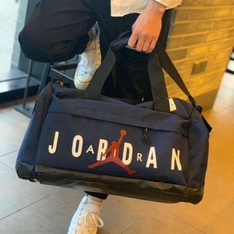 New Flying Men's Bag Large -capacity Travel Bags Men and Women's Mester Bags Shoulder Fitness Sports Basketball Training Fitness