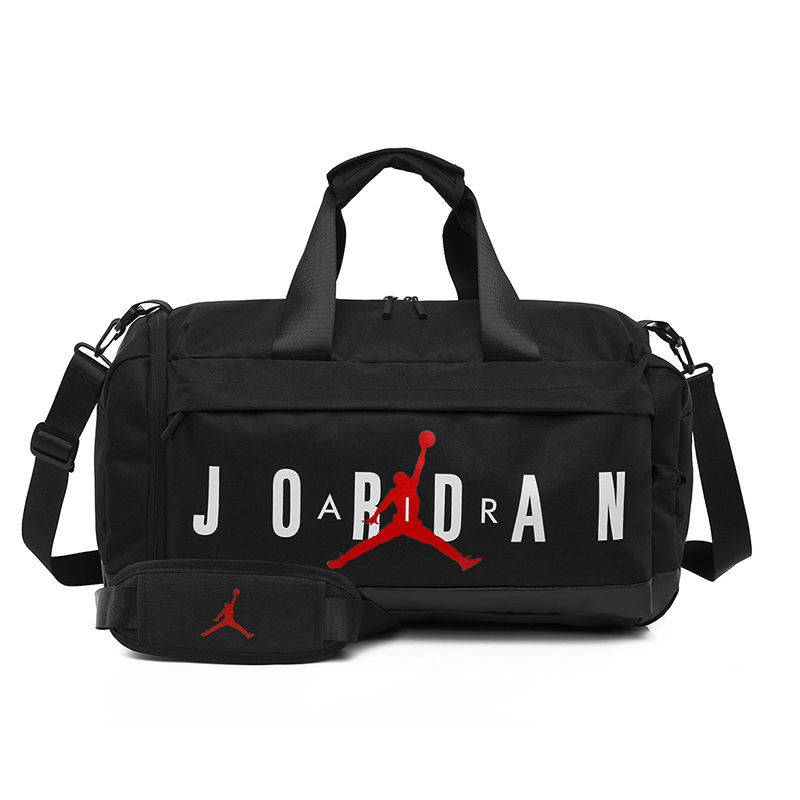 Flying Man Slippery with a big volume of new football shoes and a dry and wet separation sports basketball bag with a big American handbag