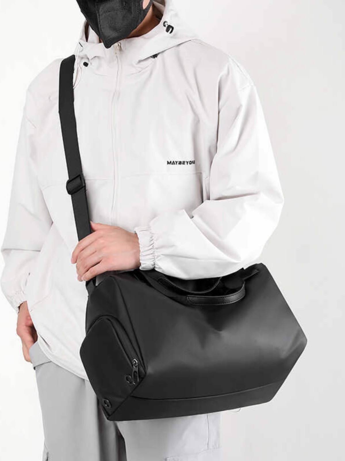 Fitness bag men's wet wet separation sports backpack short -distance swimming lightweight luggage bag travel bag female students large capacity