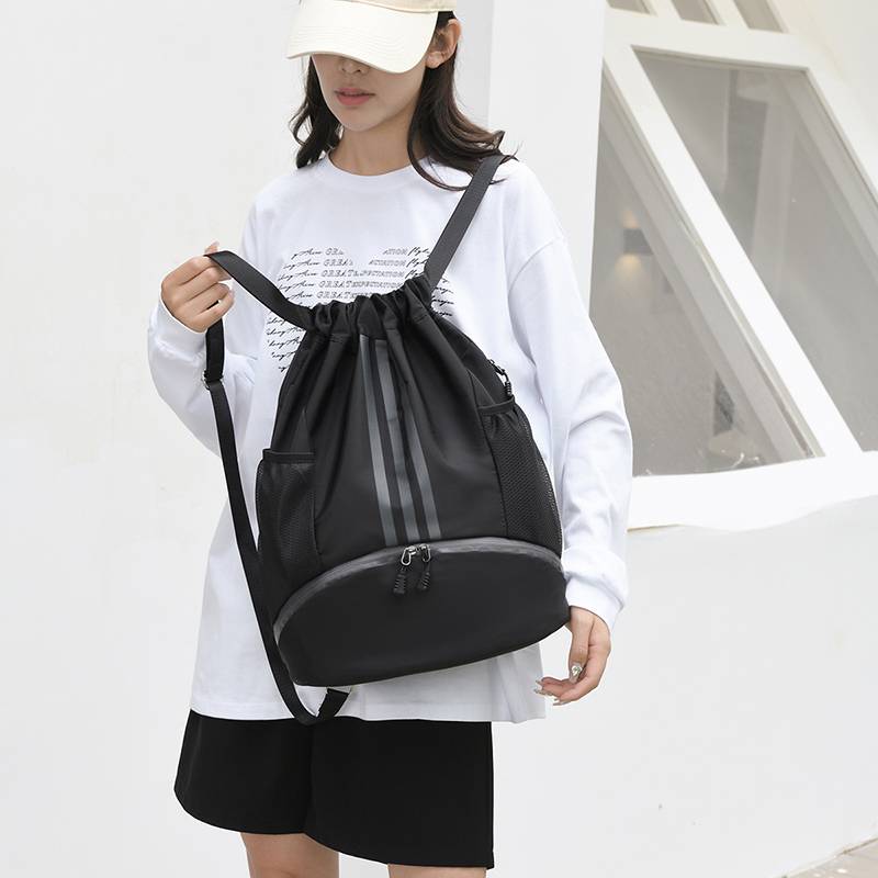2024 drawing rope bouquet bare shoulder bag multi -function sports bag basketball casual package trend large capacity lightweight student bag