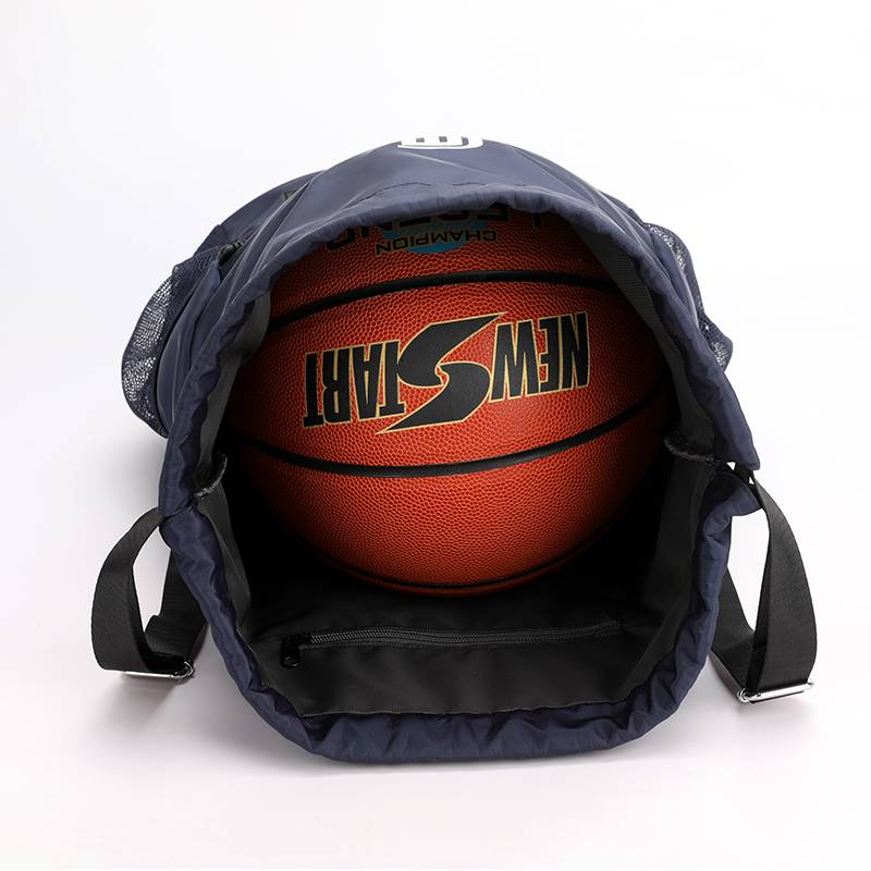 Large -capacity travel backpack 2021 new football basketball bag light sports exercise fitness backpack pumping bag