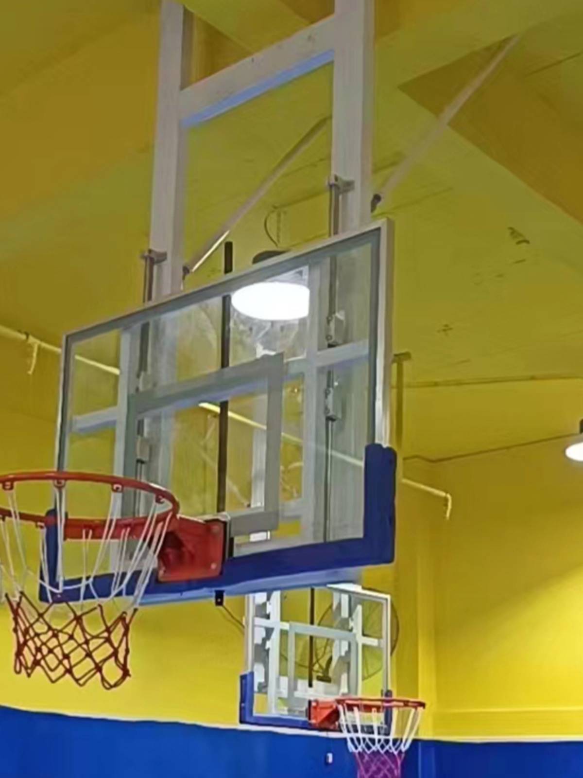 Outdoor wall lifting home rebounds, children's training fixed wall -mounted adult ceiling hanging basketball rack