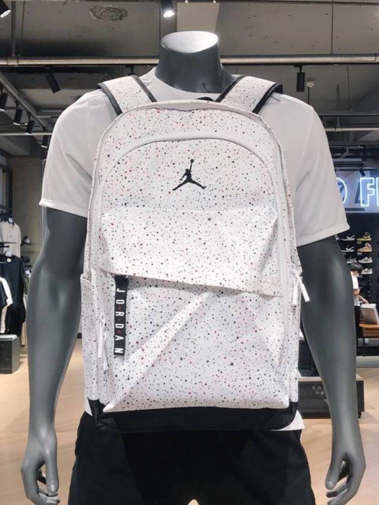 Large -capsule menu men's beauty basketball bag travel schoolbag sports training bag campus trend female student backpack
