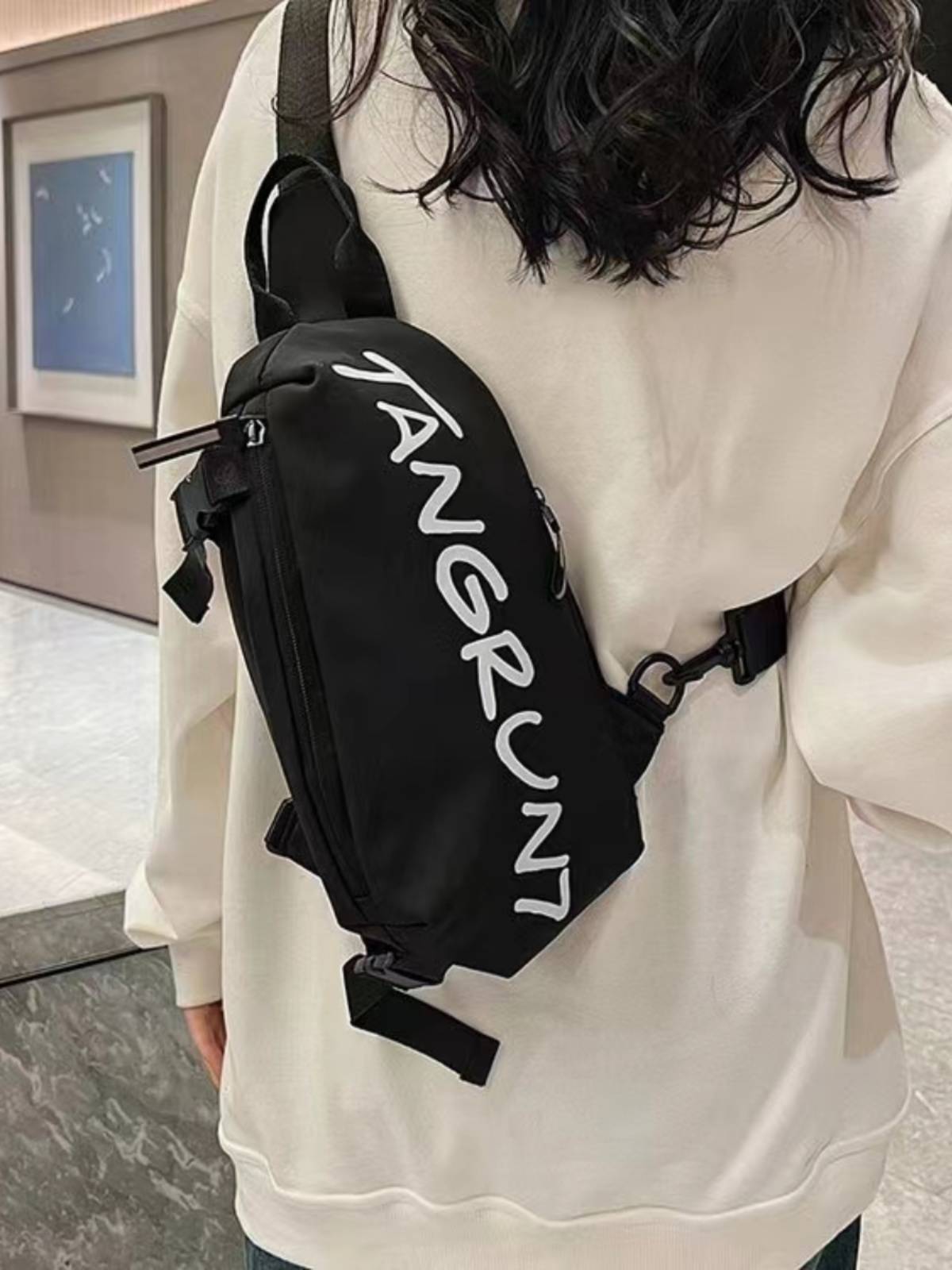 Tide brand messenger bag Men's INS sports pocket casual fashionable shoulder bag female student personality small cross bag chest bag