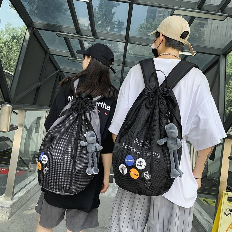 Helmet bag basketball bag backpack men's large -capacity sports bag female short -distance travel student schoolbags