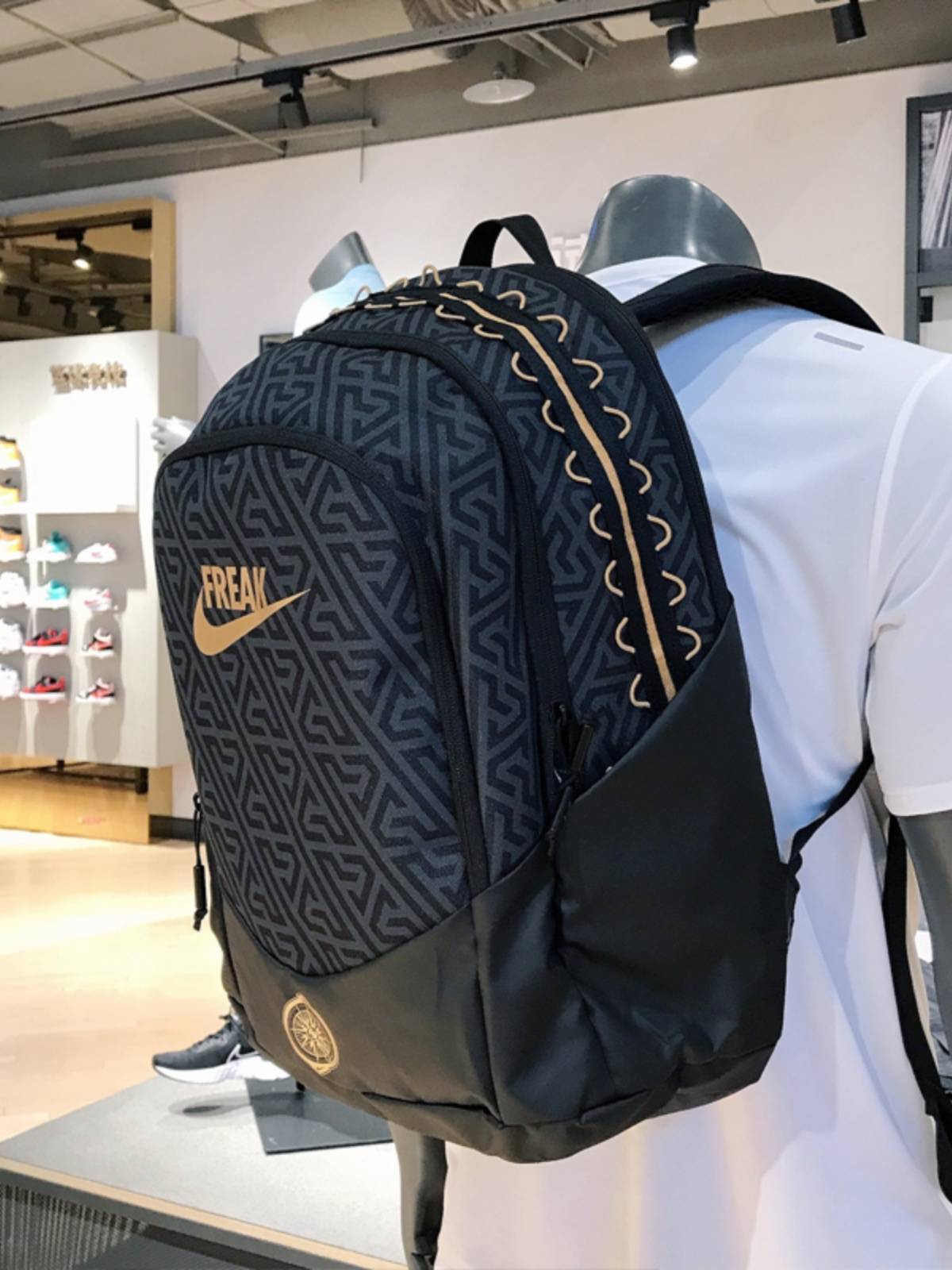 Nike Nike letter brother FREAK Yannis basketball computer student school bag backpack DQ5241