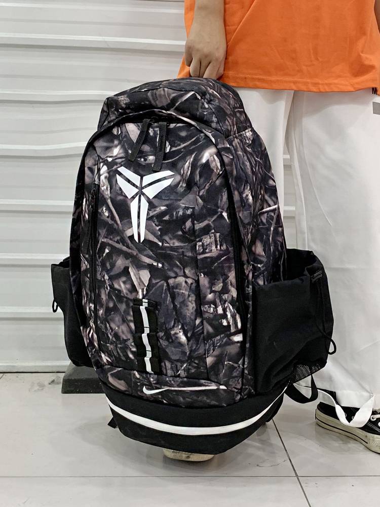 New limited either Kobe Heimanba shoulder campus sports training travel basketball backpack large -capacity backpack students