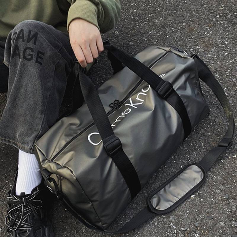 Fitness bag men's wet and wet separation training sports bag hand -lifted Li bag short travel bag women's large -capacity swimming bag