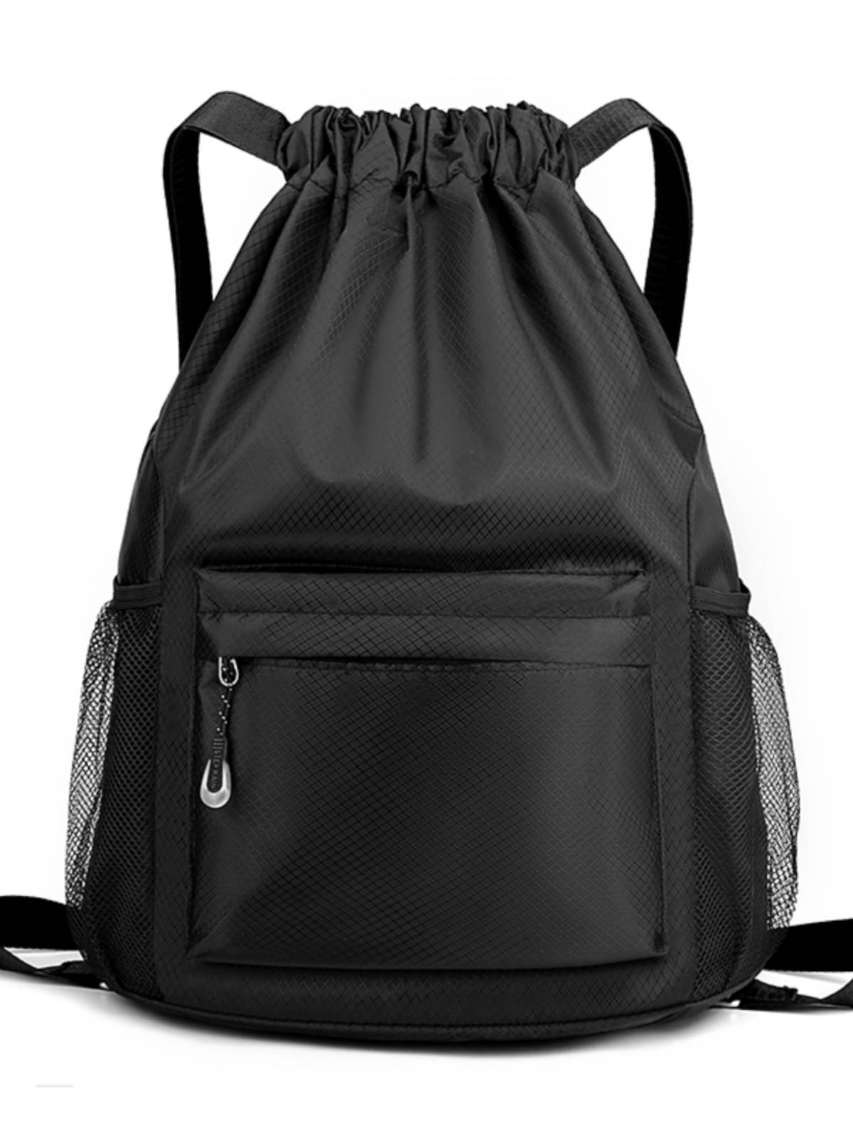 A light badminton bag, a sports bag, a two-shoulder-backed tennis bag, is customised with an Oxford rag