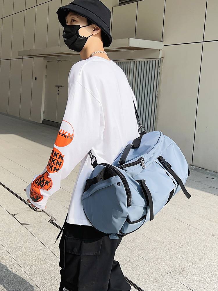 Multifunctional travel backpack Large -capacity messenger bag Men's fitness luggage backpack Miscale travel college student schoolbags
