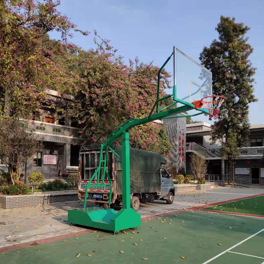 Can move the ball rack