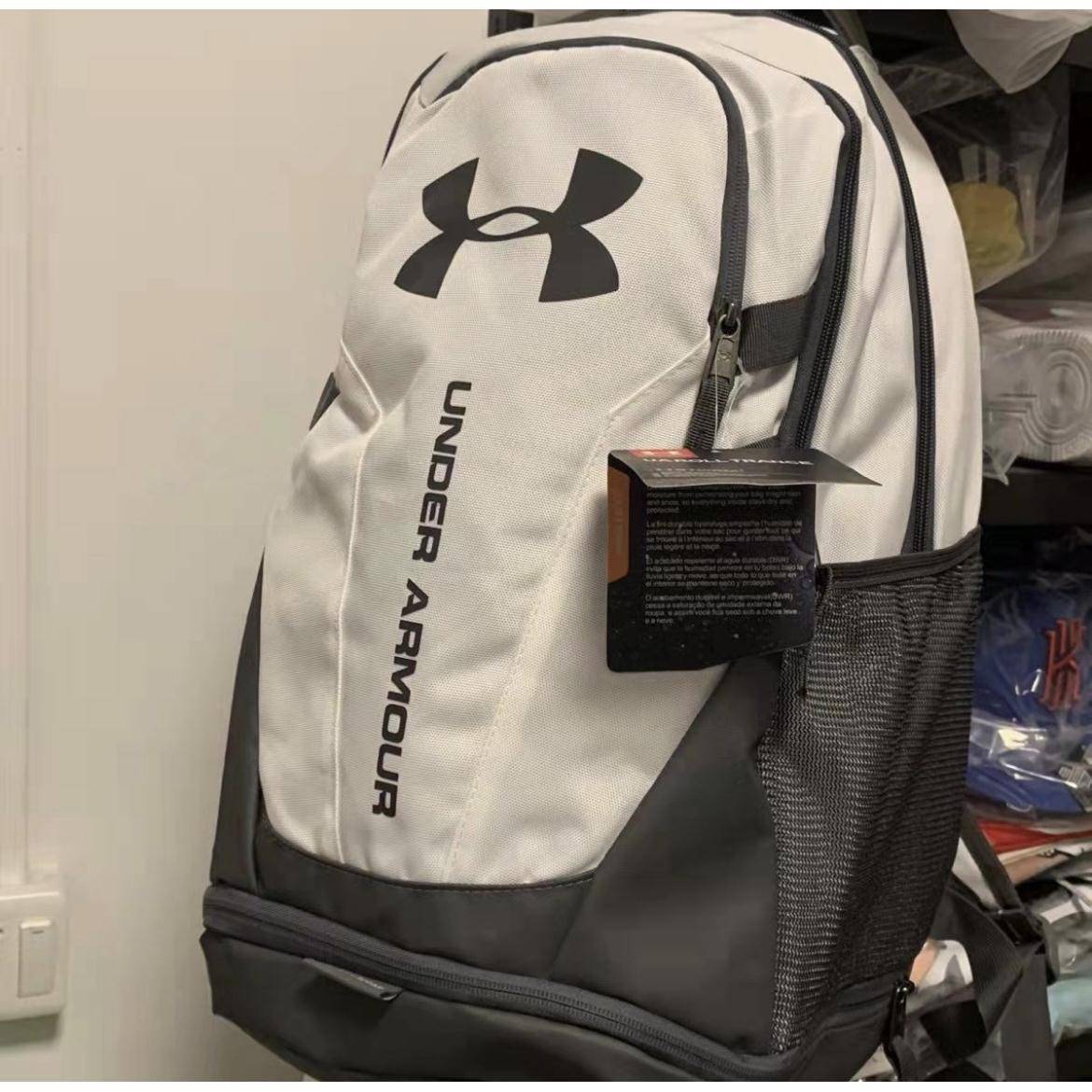 Curry men's and women's American backpack travel independent schoolbag large -capacity leisure sports fitness basketball student backpack