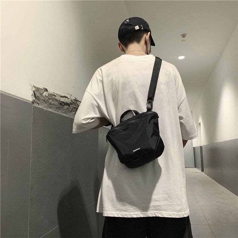 Hong Kong wind men and women's climbing small backpack light daily travel shoulder bag fashion mobile bag waterproof mesengers chest bag