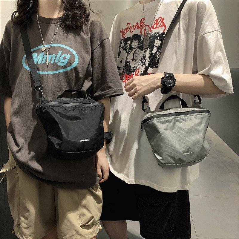 Hong Kong wind men and women's climbing small backpack light daily travel shoulder bag fashion mobile bag waterproof mesengers chest bag