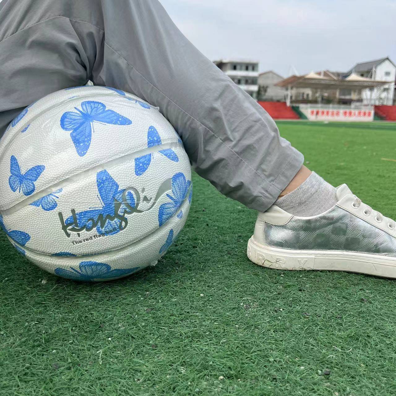 Regular No. 6-7 Basketball indoor and outdoor abrasion-resistant anti-slip soft leather hand-sensitive youth competition training for middle school entrance examination