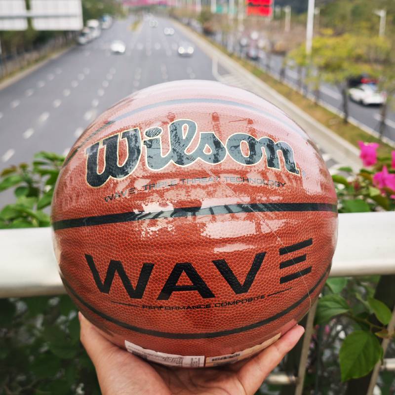 Wilson Outdoor Adult Competition Training Anti -Slip -resistant Professional No. 7 Standard Basketball soft leather hand is so delicate