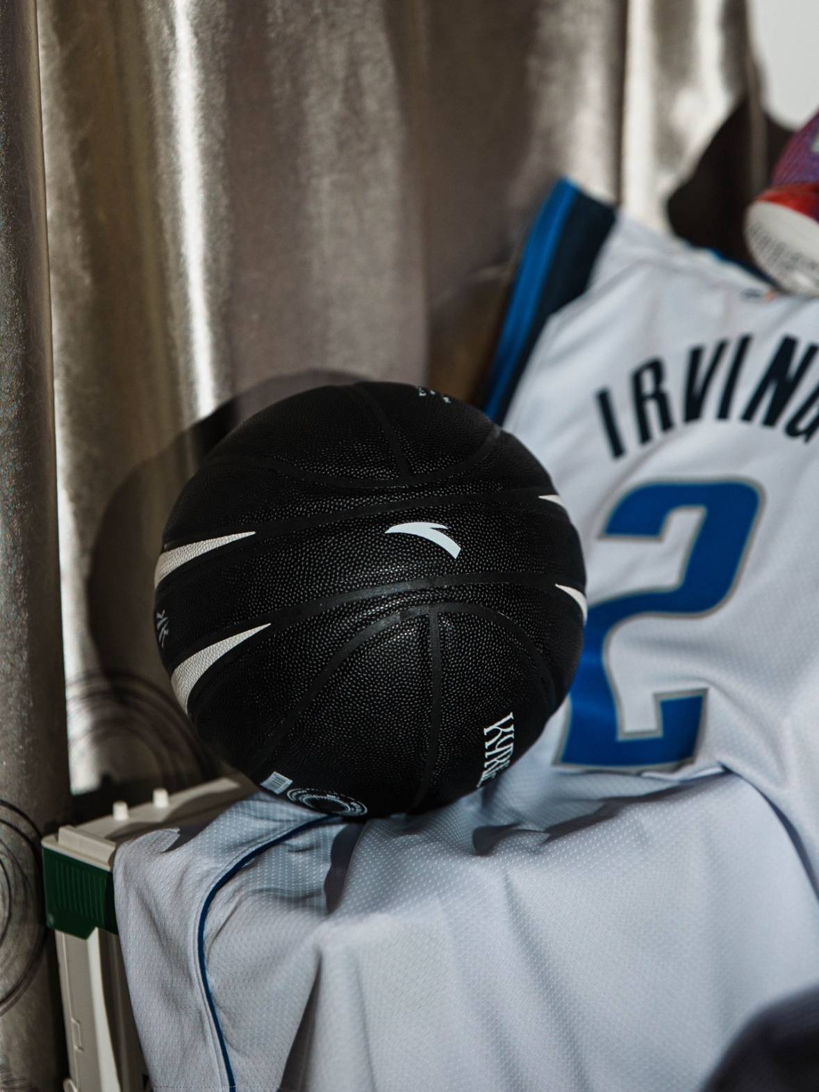 Anta Owen, the same basketball No. 7, indoor and outdoor universal student training majors 182411129-1