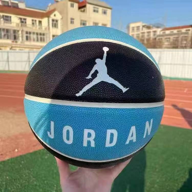 Nike Nike genuine new model 7 basketball wet and wear -resistant indoor and outdoor cement land men and women students specialty