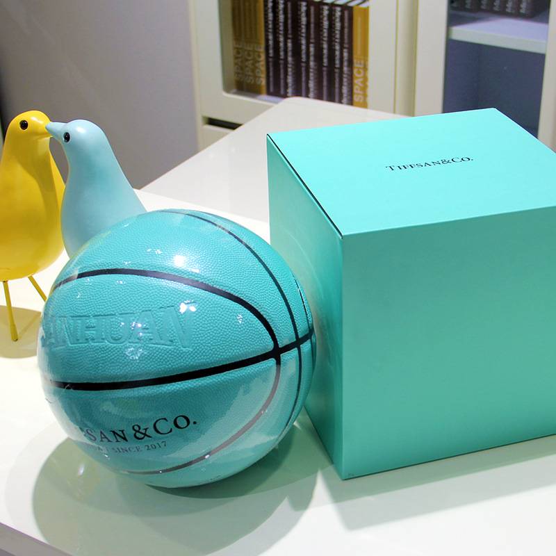 Basketball gift counter genuine blue blue ball gift box packaging No. 4 No. 5 No. 6 No. 5 Children special boys