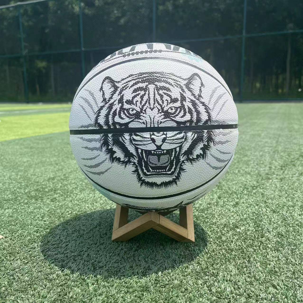 Genuine No. 5 No. 6 PU Basketball Primary and Middle School Entrance Examination Training Children's wear -resistant, anti -slip, humidity, soft and soft leather feel ~