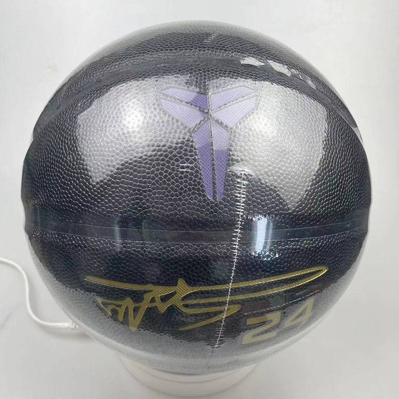 Kobe Basketball Black Mamba No. 24 Signature No. 7 PU leather indoor and outdoor non -slip and wear -resistant student children's gift