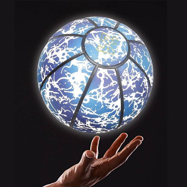 Kobe No. 7 5 adult limited edition fluorescent luminous basketball children student gift Starry sky reflective light blue ball