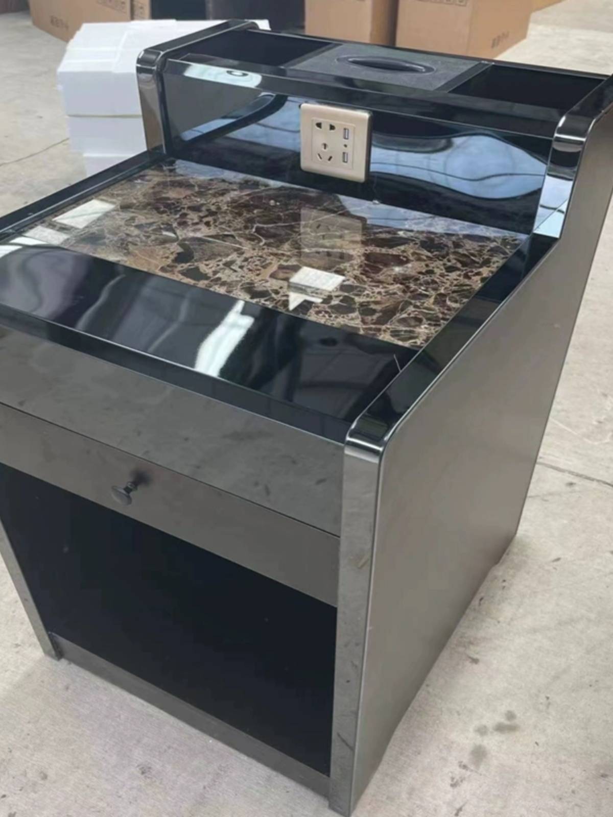 Billiards coffee table can put poles coffee table cabinets high -end billiard billiard room coffee table watching a few ball halls beside the sofa