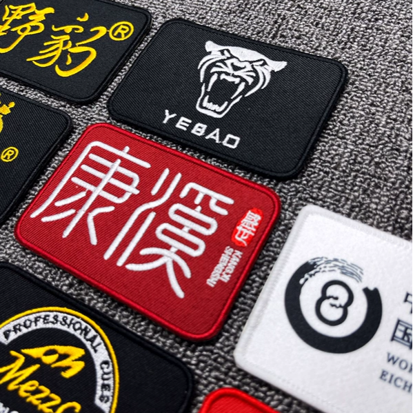 The tablet box box bag sticker SF Embroidery fabric logo embroidery crafts sticker picked picked billiard brand
