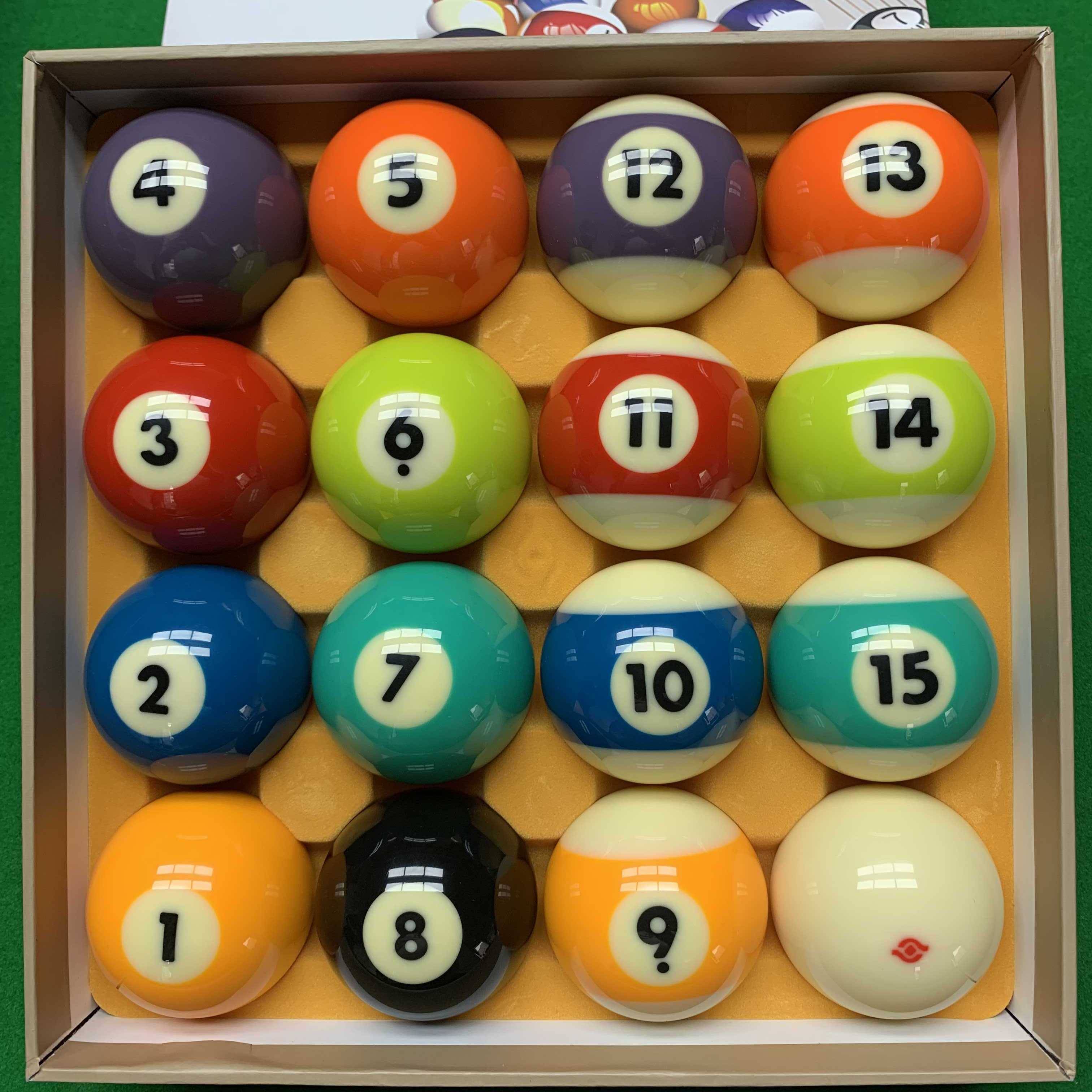 One -eyed color large font 10 ball 10