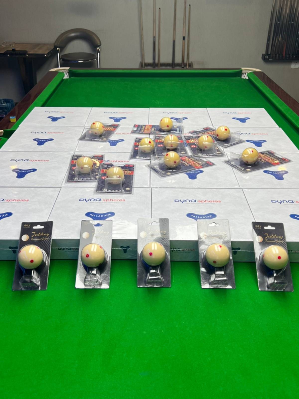 Korean Standard Crystal Ball Ball Ball Mother Ball Chinese Training White Mother Ball Black Eight Ball Six Red Dot Crystal Ball