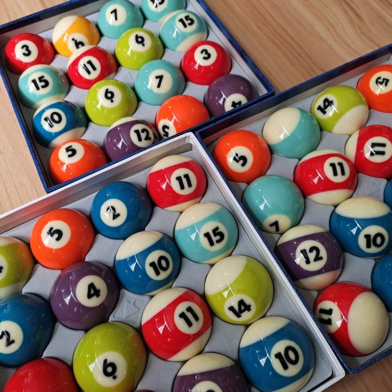 Xinkang Milky Dragon Crystal Sattay Black 8 Ball Selling Desktop Sale Selling Single TV Crystal Ball
