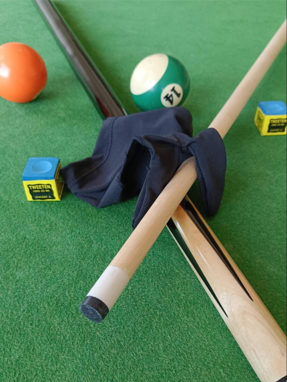 High -quality Fenghua Wood Double Cathedral Club Gongshu New Shooting Stock Purchase Tab Pinerium table Belighters Products