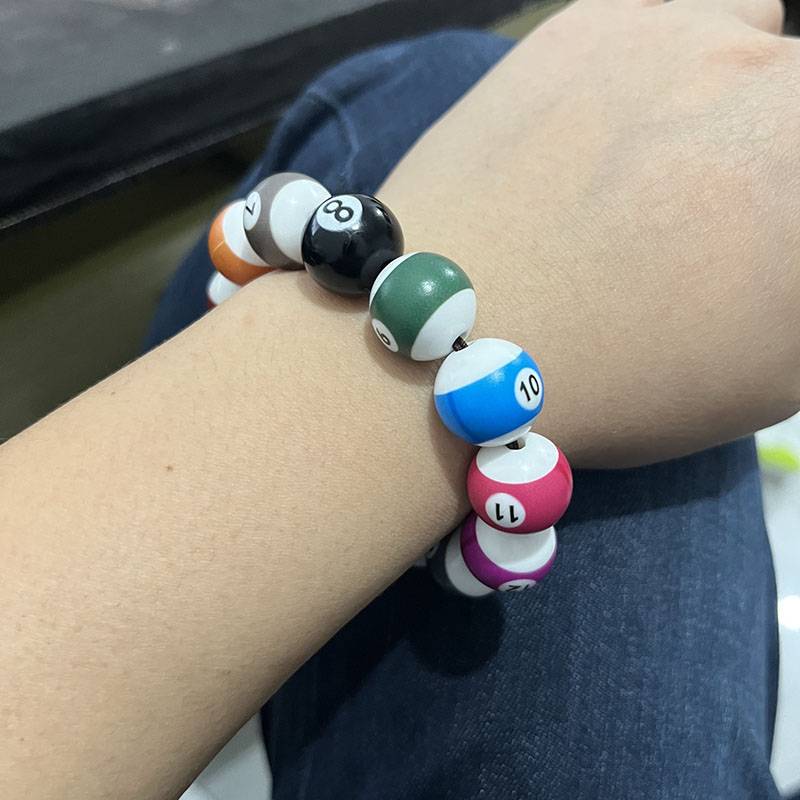 Douyin explosion in the middle of the eight ball bracelets men's models without colorful acrylic bead black 8 bracelet diy hand to decorate women